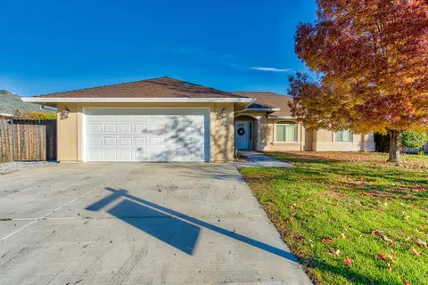 2662 Rhinestone Way, Redding, CA 96001 photo 1