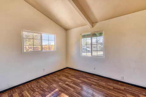5758 Cascade Dr, Redding, CA 96003 photo 8