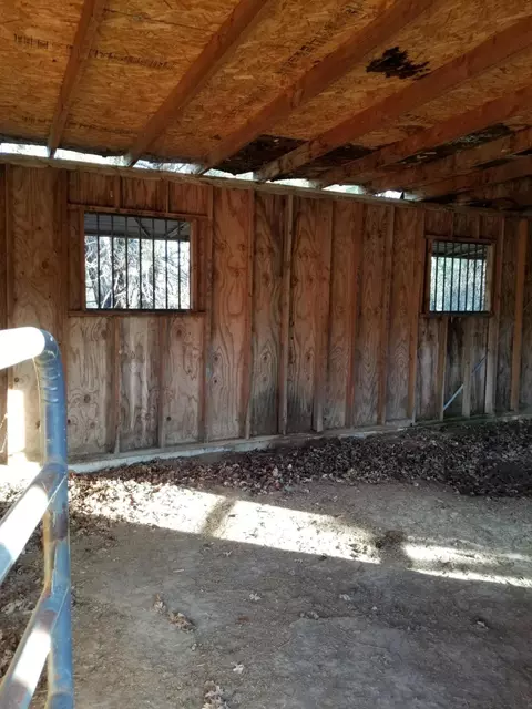 10657 Oak Run Rd, Oak Run, CA 96069 photo 34