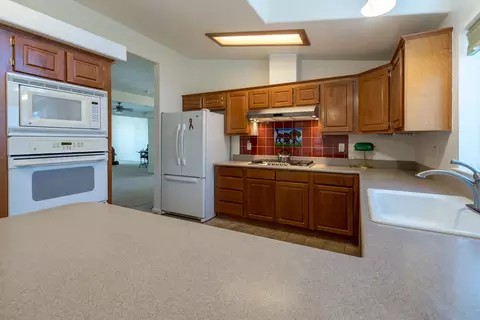 11707 Homestead Ln, Redding, CA 96003 photo 12