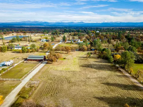 11707 Homestead Ln, Redding, CA 96003 photo 61