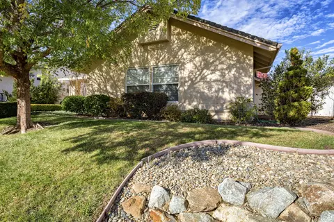 1728 Vera Cruz Trl, Redding, CA 96003 photo 3