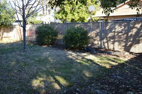 2765 Jasmine Way, Redding, CA 96002 photo 10