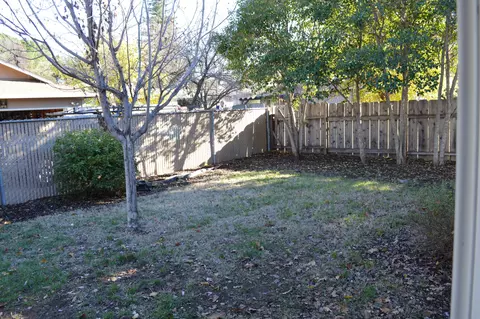 2765 Jasmine Way, Redding, CA 96002 photo 12