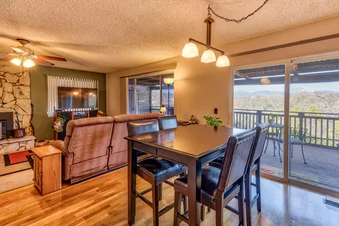 3410 Topaz Ct, Redding, CA 96001 photo 6