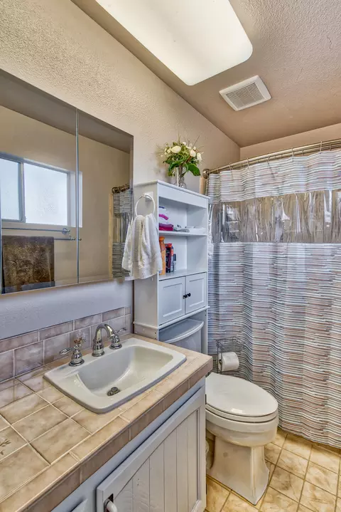 3410 Topaz Ct, Redding, CA 96001 photo 13
