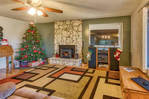 3410 Topaz Ct, Redding, CA 96001 photo 9