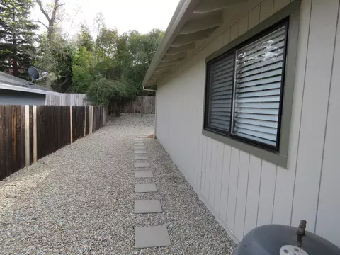 861 Spaniel Dr, Redding, CA 96003 photo 13