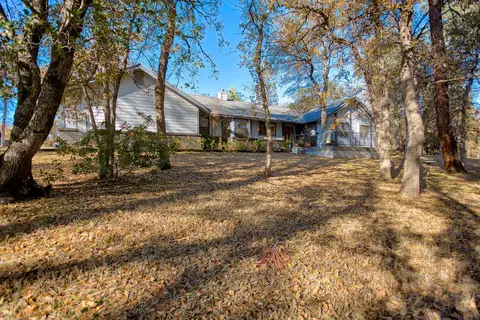 16582 Vladimir Ct, Redding, CA 96001 photo 7
