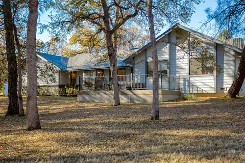 16582 Vladimir Ct, Redding, CA 96001 photo 1