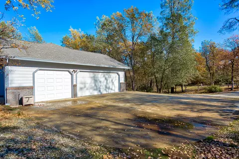 16582 Vladimir Ct, Redding, CA 96001 photo 57