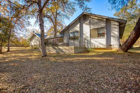 16582 Vladimir Ct, Redding, CA 96001 photo 5