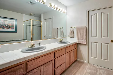16582 Vladimir Ct, Redding, CA 96001 photo 38