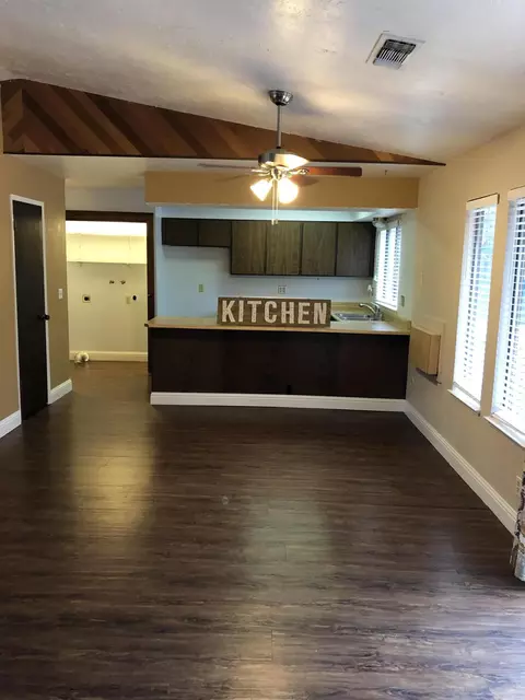 7059 Bohn Blvd, Anderson, CA 96007 photo 4
