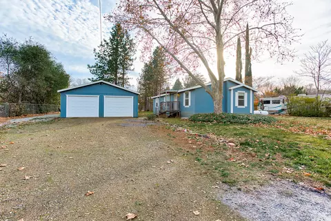 20645 Lassen View Ln, Redding, CA 96002 photo 2