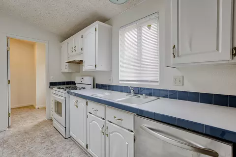 20645 Lassen View Ln, Redding, CA 96002 photo 9