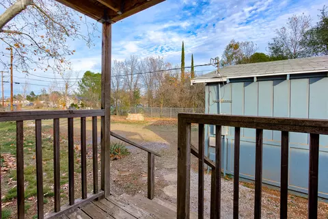 20645 Lassen View Ln, Redding, CA 96002 photo 4