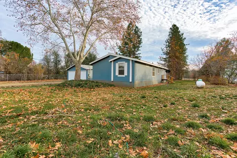 20645 Lassen View Ln, Redding, CA 96002 photo 1