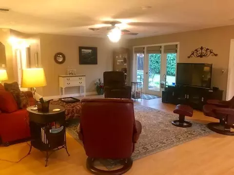 2941 Wilson Ave, Redding, CA 96002 photo 3