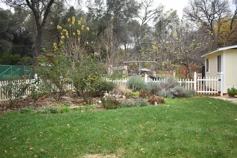8502 Ranchette Dr, Redding, CA 96001 photo 7