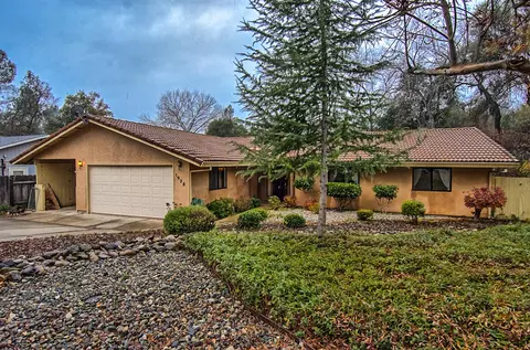 1928 Herbscenta Ln, Redding, CA 96003 photo 1