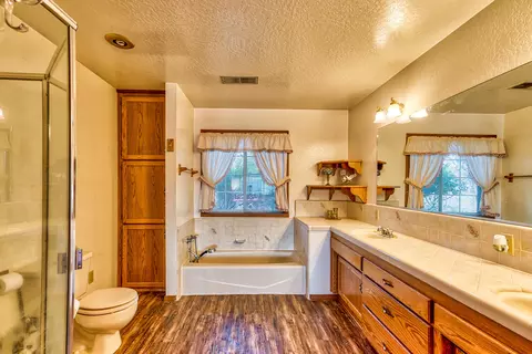 18597 Clydesdale Dr, Red Bluff, CA 96080 photo 10