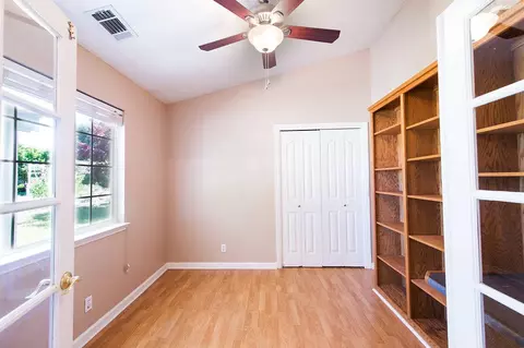 3335 Scenic Dr, Redding, CA 96001 photo 14