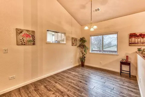 986 Willow Brook Ln, Redding, CA 96003 photo 15