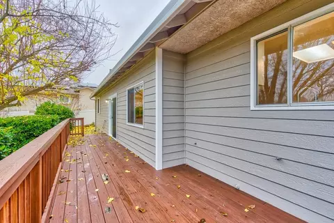 986 Willow Brook Ln, Redding, CA 96003 photo 45