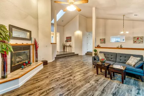 986 Willow Brook Ln, Redding, CA 96003 photo 22
