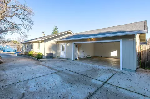 1811 Laurel Ave, Redding, CA 96001 photo 25