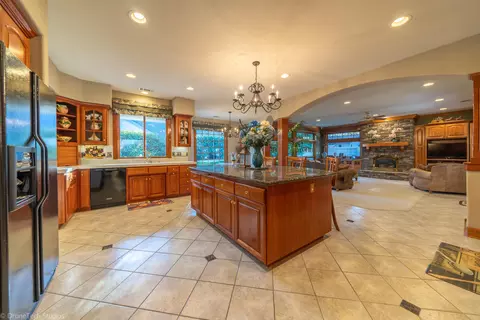 4628 St Charles Dr, Redding, CA 96002 photo 15