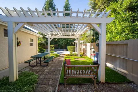 4628 St Charles Dr, Redding, CA 96002 photo 66