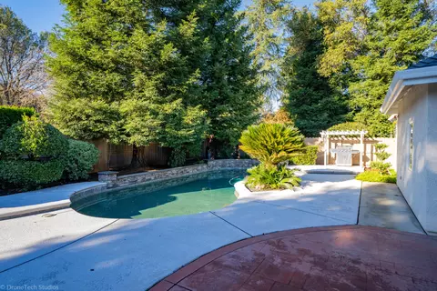 4628 St Charles Dr, Redding, CA 96002 photo 58