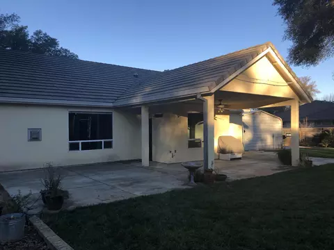 6719 Eastmont Dr, Redding, CA 96002 photo 2