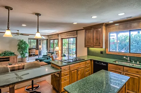 2151 Oak Ridge Dr, Redding, CA 96001 photo 21