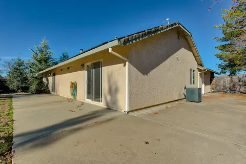 2765 Citrine Ave, Redding, CA 96001 photo 20