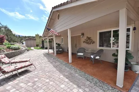 4936 Rainbow Dr, Weed, CA 96094 photo 3