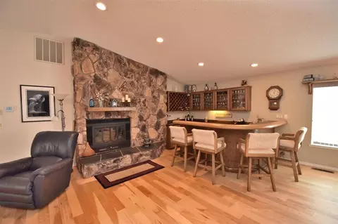 4936 Rainbow Dr, Weed, CA 96094 photo 6