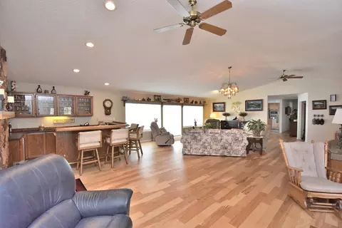 4936 Rainbow Dr, Weed, CA 96094 photo 11