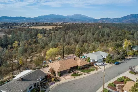 610 Oleta Dr, Redding, CA 96003 photo 27