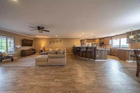 610 Oleta Dr, Redding, CA 96003 photo 6