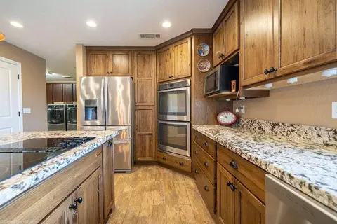 610 Oleta Dr, Redding, CA 96003 photo 56
