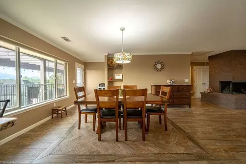 610 Oleta Dr, Redding, CA 96003 photo 17