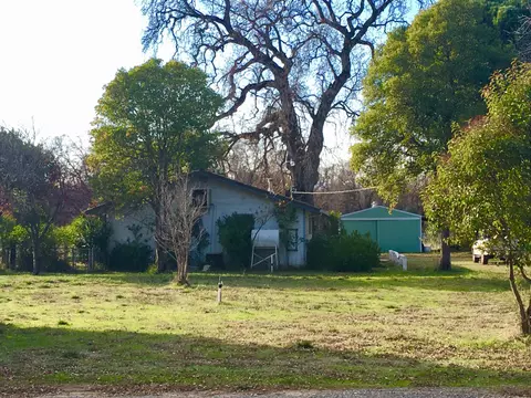 11272 Sara, Redding, CA 96003 photo 1