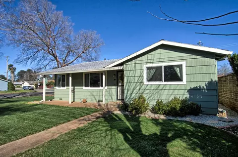 2042 Venus Way, Redding, CA 96002 photo 1