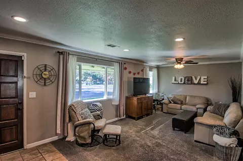 2042 Venus Way, Redding, CA 96002 photo 5