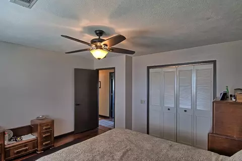 22095 Loop Dr, Redding, CA 96003 photo 22