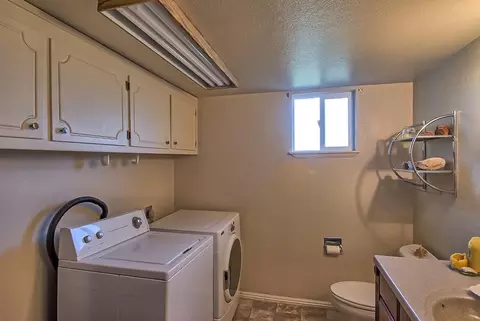22095 Loop Dr, Redding, CA 96003 photo 24