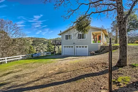 22095 Loop Dr, Redding, CA 96003 photo 35